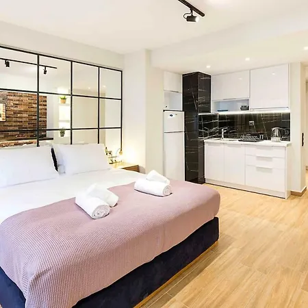 Nefeli Urban Spot Apartmán *